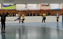 Starší žačky v domácím dvojutkání nebodovaly